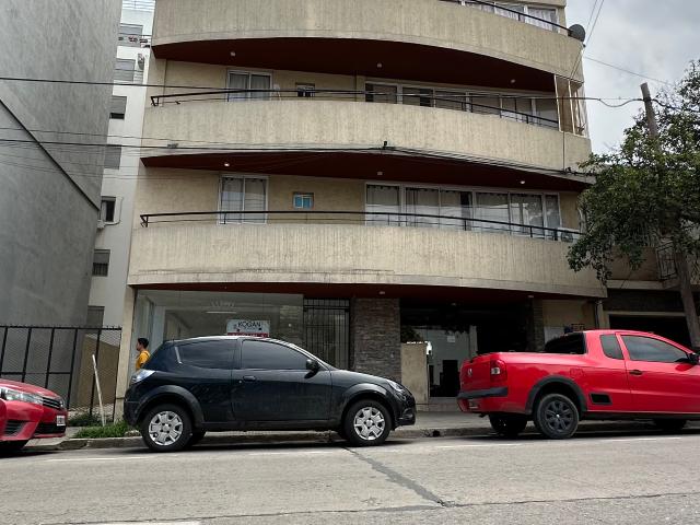 Departamento en Alquiler de 1 dormitorio en General Paz con pileta