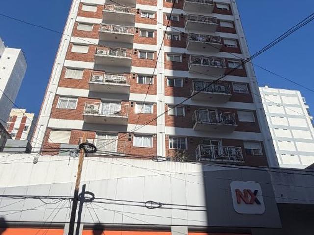 Departamento en alquiler de 2 Ambientes con cochera en Quilmes Centro
