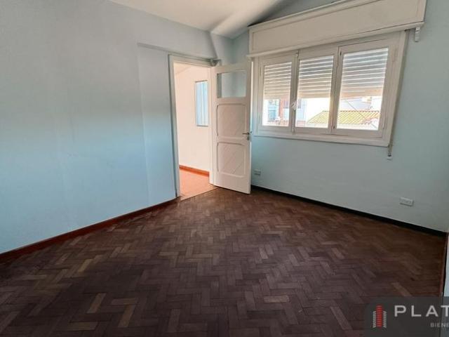 Departamento en Alquiler de 2 Dormitorios Cofico
