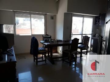 Departamento en alquiler de 2 dormitorios en La Tablada – Carrara Propiedades