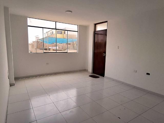 Departamento en Alquiler, de dos dormitorios. Urb. Los Alisos, San Martín de Porres