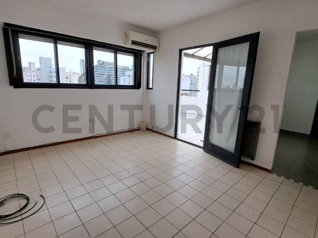 DEPARTAMENTO EN ALQUILER EN 6 ENTRE 59 Y 60