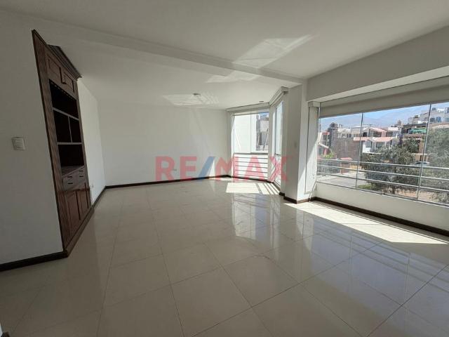 Departamento en alquiler en Cerro Colorado a S/1,800 al mes