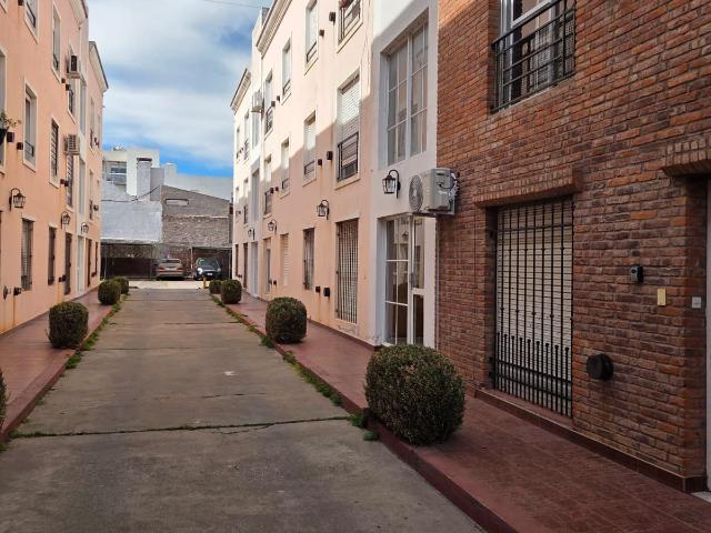 Departamento en Alquiler en Cerrito 147, La Falda, Bahía Blanca