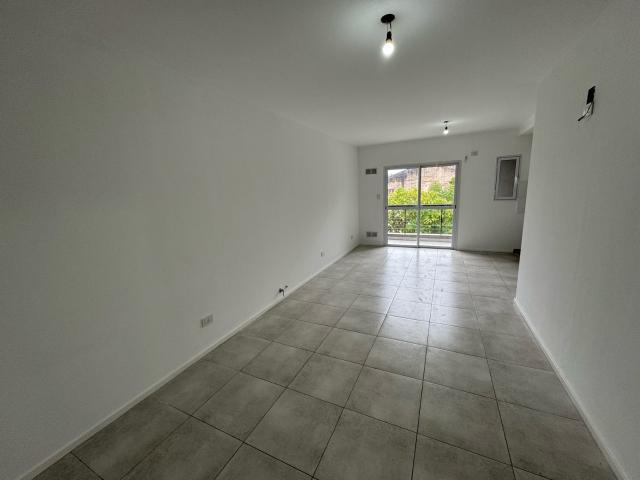 Departamento en Alquiler en Chilavert, Villa Ballester