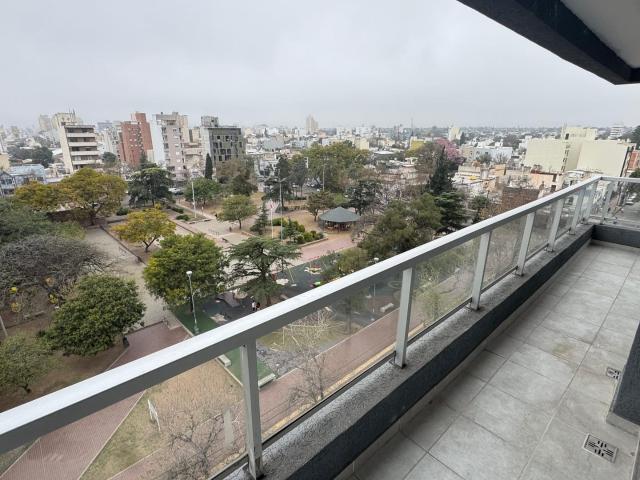DEPARTAMENTO EN ALQUILER EN ALTO ALBERDI DE 3 DORMITORIOS