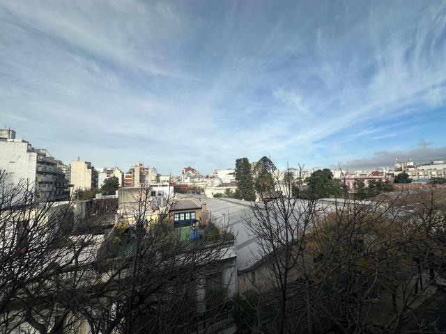 Departamento en Alquiler en Almagro Acuña de Figueroa al 400