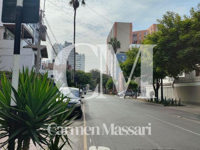 Departamento en alquiler en Barranco a S/2,400 al mes