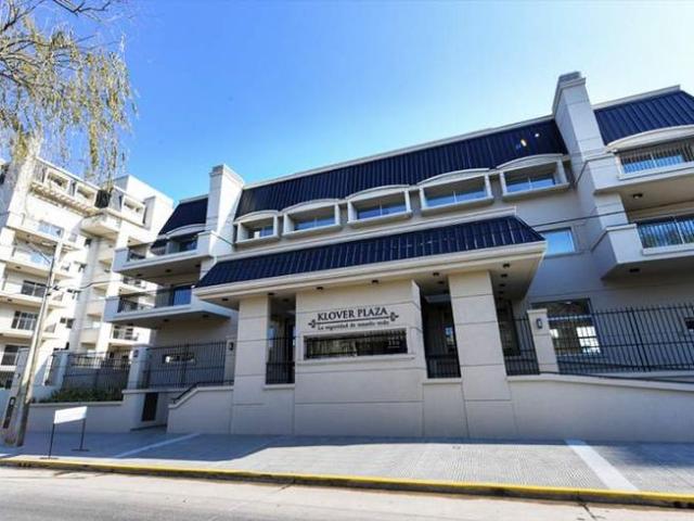 Departamento en alquiler en Bernal Centro