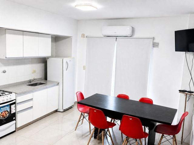 Departamento en alquiler en Granaderos, 800, Buenos Aires