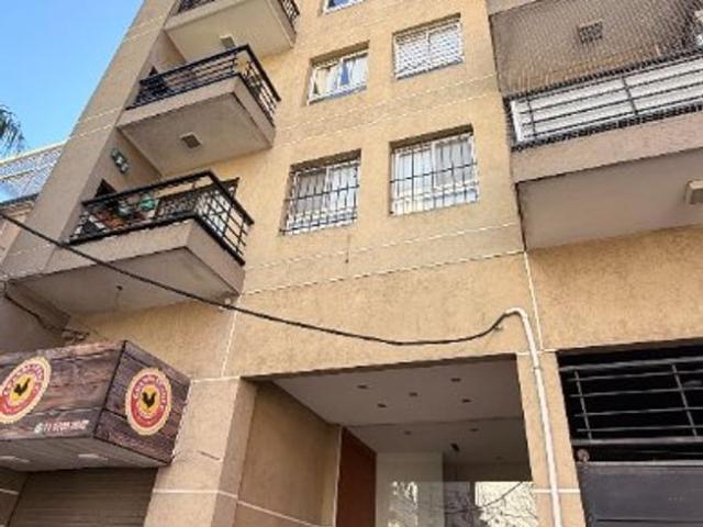 Departamento en alquiler en Lanus Oeste