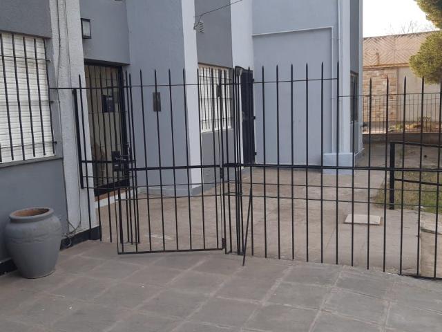 Departamento en Alquiler en LEONIDAS LUCERO 1400, Bahía Blanca