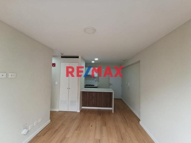 Departamento En Alquiler En Lince Con 2 Dormitorios Y Áreas Comunes