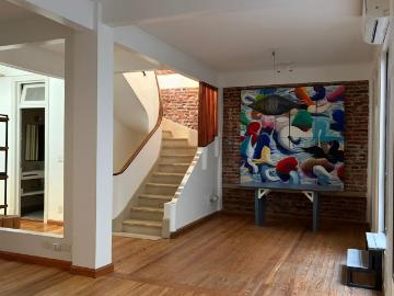 departamento en alquiler en mart. vias/libertador con terraza grande