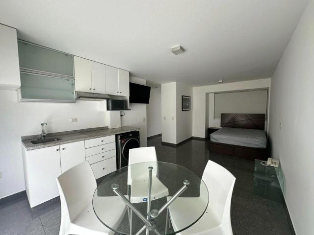 Departamento en alquiler en Miraflores a S/2,000 al mes