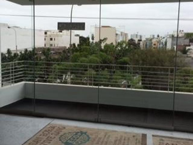Departamento en alquiler en Miraflores a $1,200 al mes