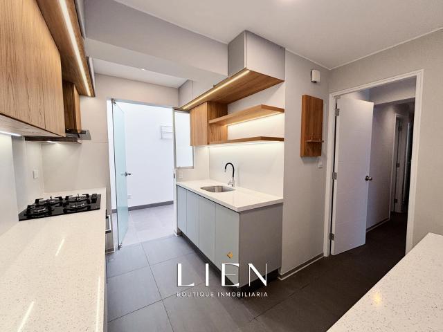 Departamento en alquiler en Miraflores a $1,390 al mes