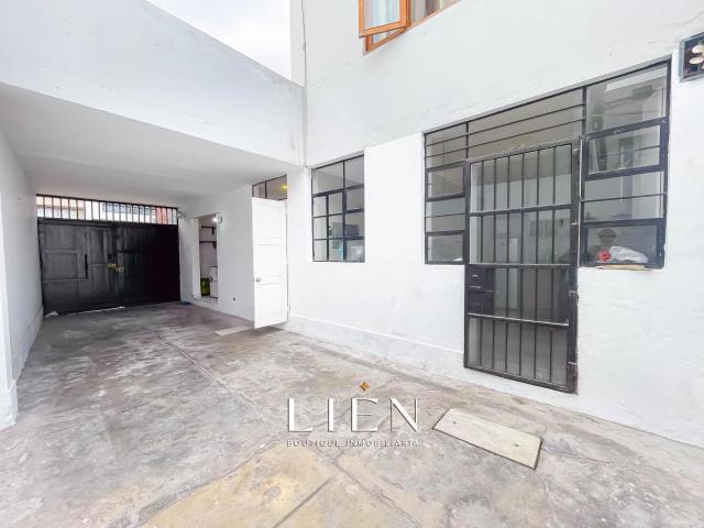 Departamento en alquiler en Miraflores a $579 al mes