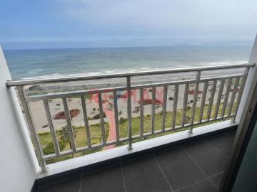 Departamento en alquiler en San Miguel a S/2,400 al mes