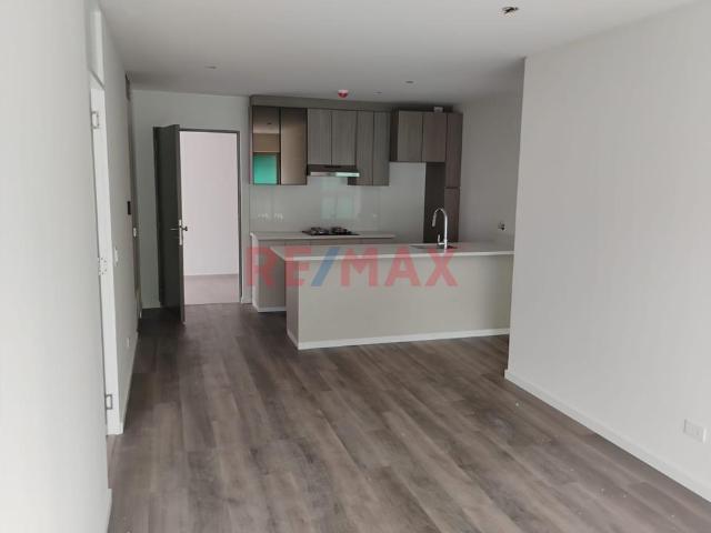 Departamento en alquiler en San Miguel a S/2,500 al mes