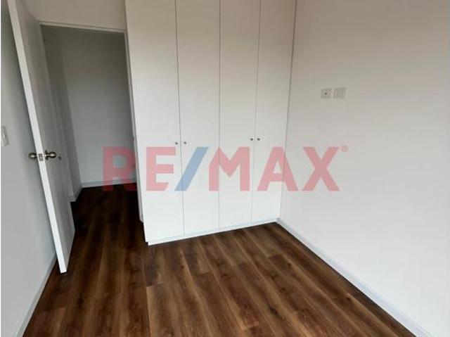 Departamento en alquiler en San Miguel a S/2,500 al mes