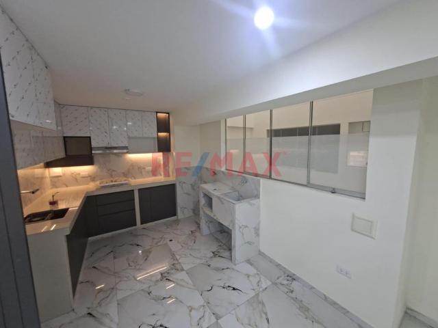 Departamento en alquiler en San Juan De Lurigancho a S/1,300 al mes