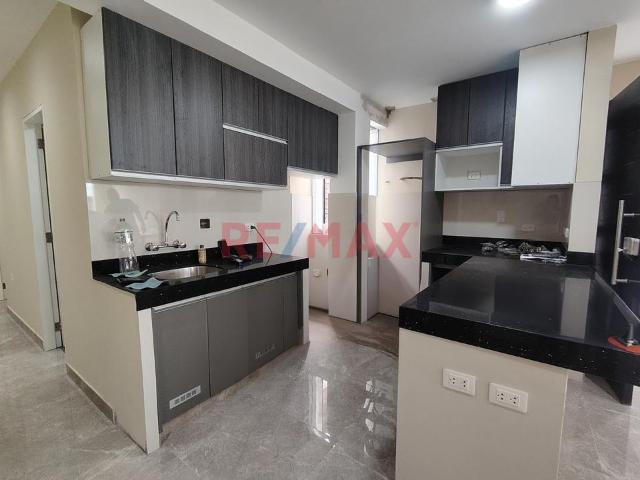 Departamento En Alquiler En San Juan De Miraflores 2Do Psio 90M2 Con Cochera