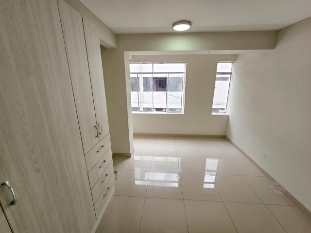 Departamento en alquiler en Santiago De Surco a S/2,750 al mes
