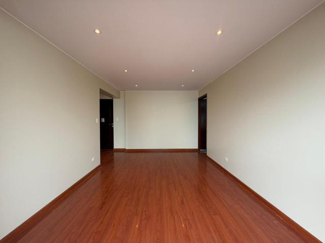 Departamento en alquiler en Surquillo a S/2,600 al mes