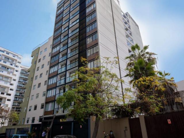 Departamento en alquiler en Surquillo a S/2,850 al mes