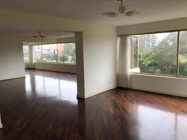 Departamento en alquiler frente al Golf 300m2