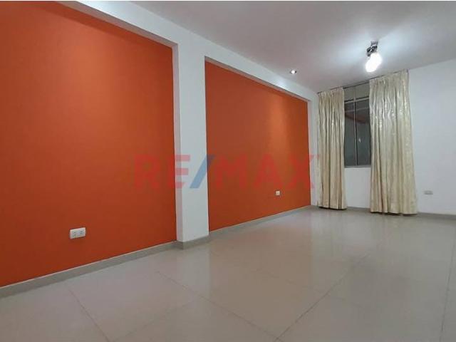 Departamento En Alquiler I Av. Los Dominicos Smp I 3 Habitaciones A 1/2 Av. Santa Rosa