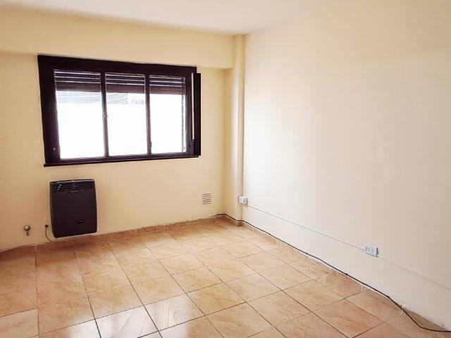 Departamento en alquiler monoambiente en Parque Patricios