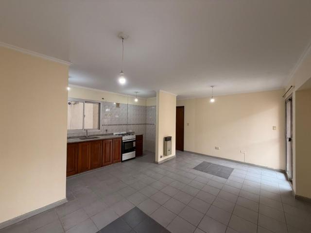 Departamento en Alquiler | Nueva Cordoba | 2 Dormitorios | Balcon | Luminoso | zona Parque Sarmiento