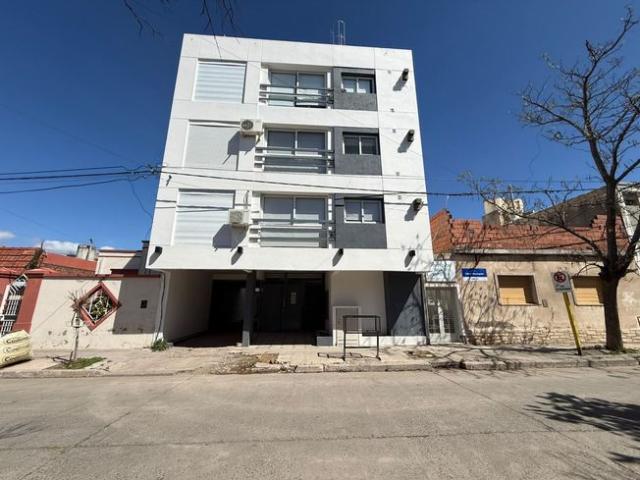 Departamento en alquiler San Salvador 200