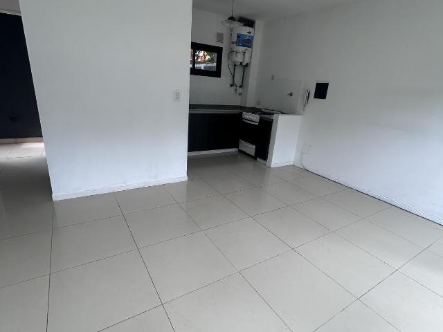 DEPARTAMENTO EN ALQUILER P.B