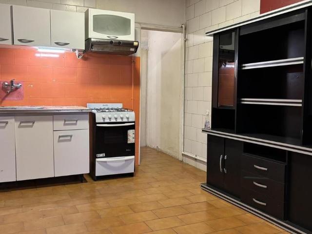 Departamento en alquiler permanente 2 ambientes Centrico