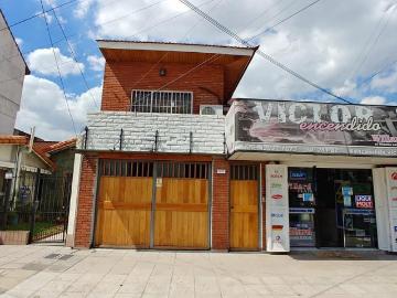 Avenida Eolo, Partido de Pinamar, Provincia de Buenos Aires