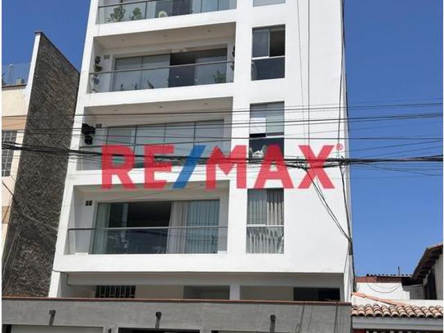Departamento En Alquiler – Urb. Santa Leonor Ii Etapa, Chorrillos