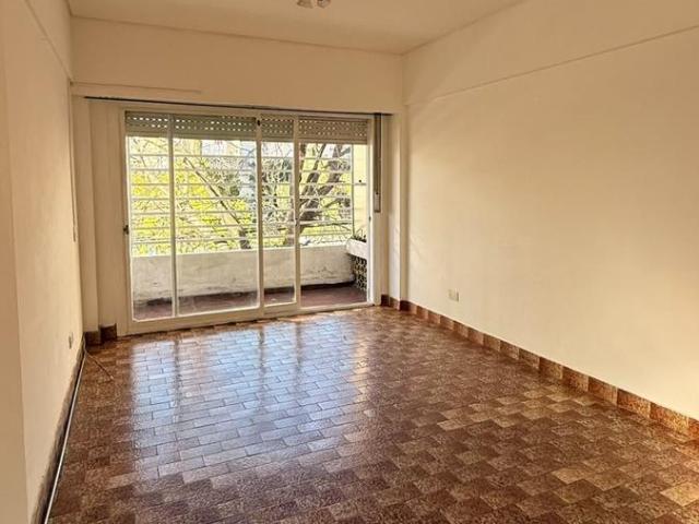 Departamento en Alquiler Urquiza al 1000 de 2 Amb