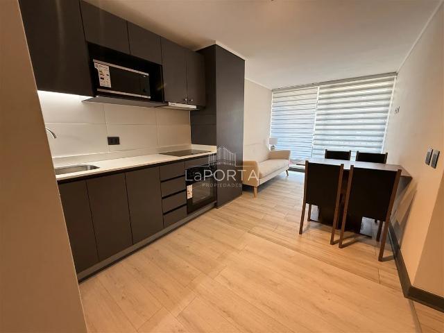 Departamento en arriendo 2d+1b+e+b / metro e. nacional /