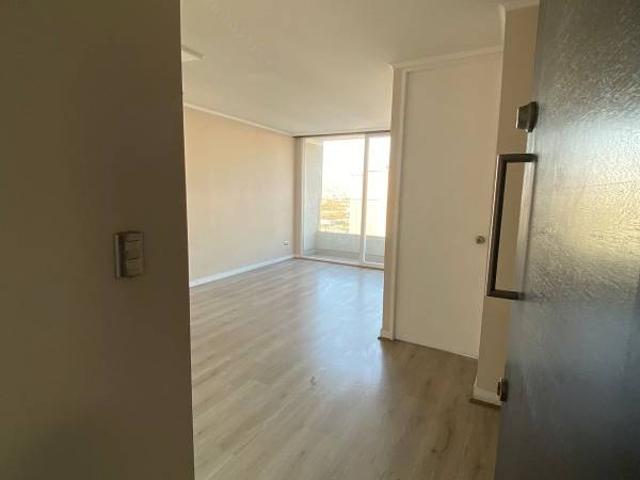 DEPARTAMENTO EN ARRIENDO CON BODEGA Y ESTACIONAMIENTO