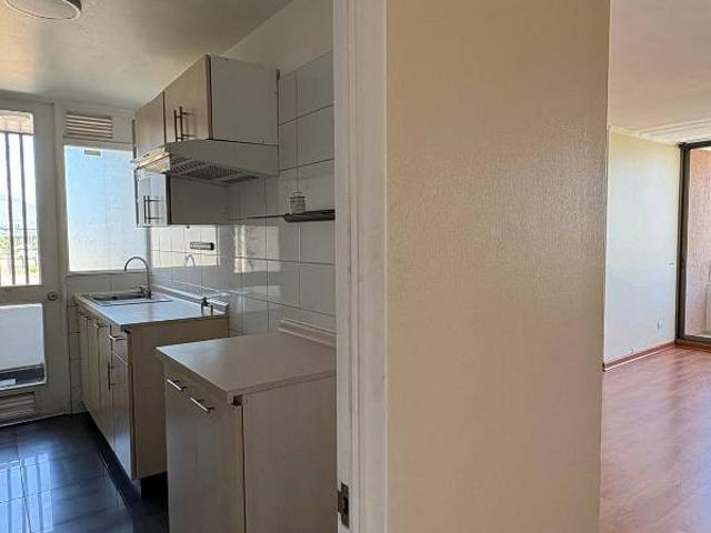 DEPARTAMENTO EN ARRIENDO CON ESTACIONAMIENTO 2D2B