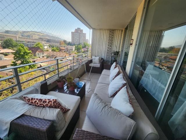 Departamento en arriendo de 3 dorm. en las condes