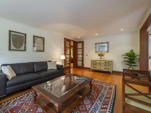 Departamento en arriendo de 3 dorm. en las condes