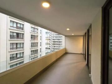 Departamento En Arriendo De 2 Dorm. En San Damian, Las Condes