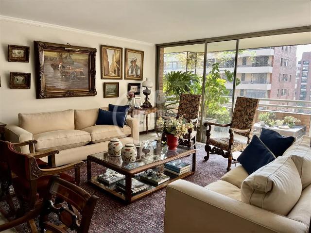 Departamento en arriendo de 5 dorm. en las condes