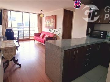 Apartamento en arriendo en Plaza Perú - Estacionamiento