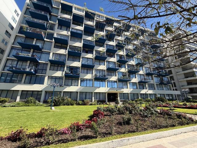 Departamento en arriendo en amplio bien conectado borde costero viña del mar 180999, viña del mar