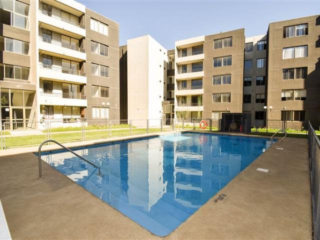 Departamento en Arriendo en Av. Santa Herminia 140